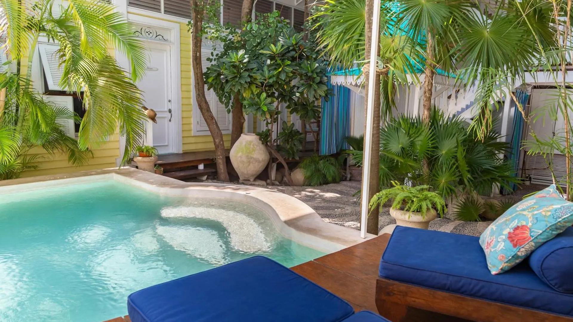 Plantation House Trinidad Suite Playa del Carmen 0*,